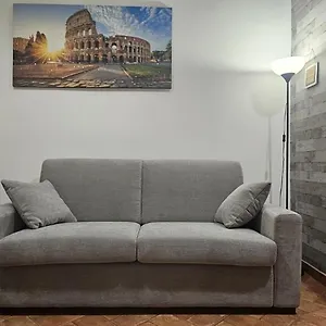 Appartement 50 Passi Colosseo, Rome